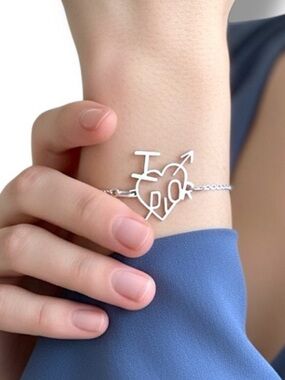 Auth Vintage Christian Dior I Heart Dior Arrow Heart Bracelet Silver Galliano